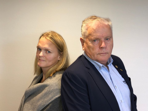 Leder for fag og politikk Ragnhild Nestaas Dahl og forbundsleder Jan Davidsen i Pensjonistforbundet har deltatt på Stortingshøringer om statsbudsjettet for neste år og advart mot å ta penger fra enker og enkemenn.