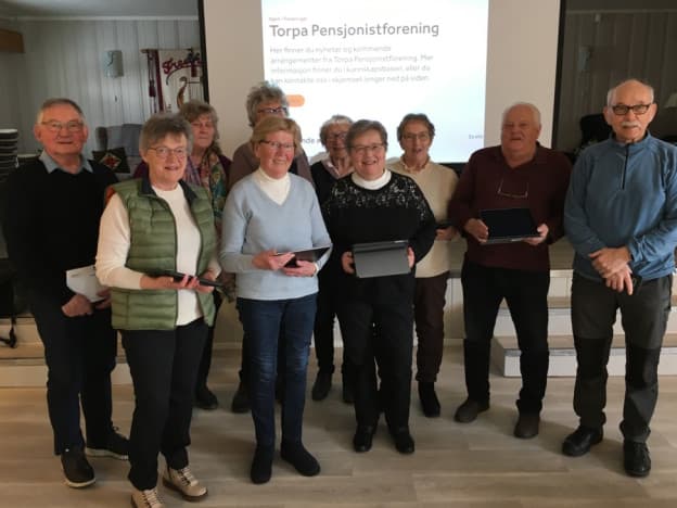 Kursdeltakere i Torpa Pensjonistforening mars 2022.  Foto: Finn-Åge Løvlien